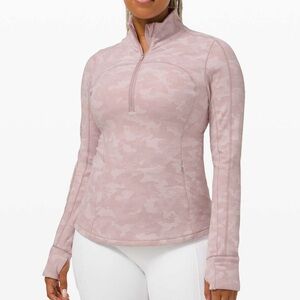 Lululemon Run Briskly 1/2 Zip